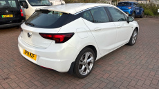 Vauxhall Astra 1.4T 16V 150 SRi 5dr Petrol Hatchback